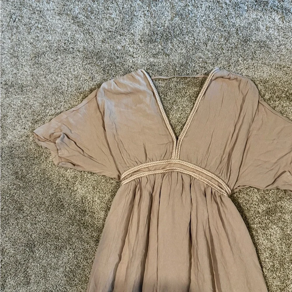 Neutral Maxi Dress – Bump Friendly Size Medium NWT - Picture 4 of 9